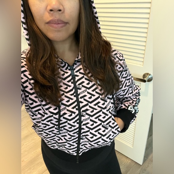 NWT - Versace La Greco zip up hoodie - Picture 9 of 12